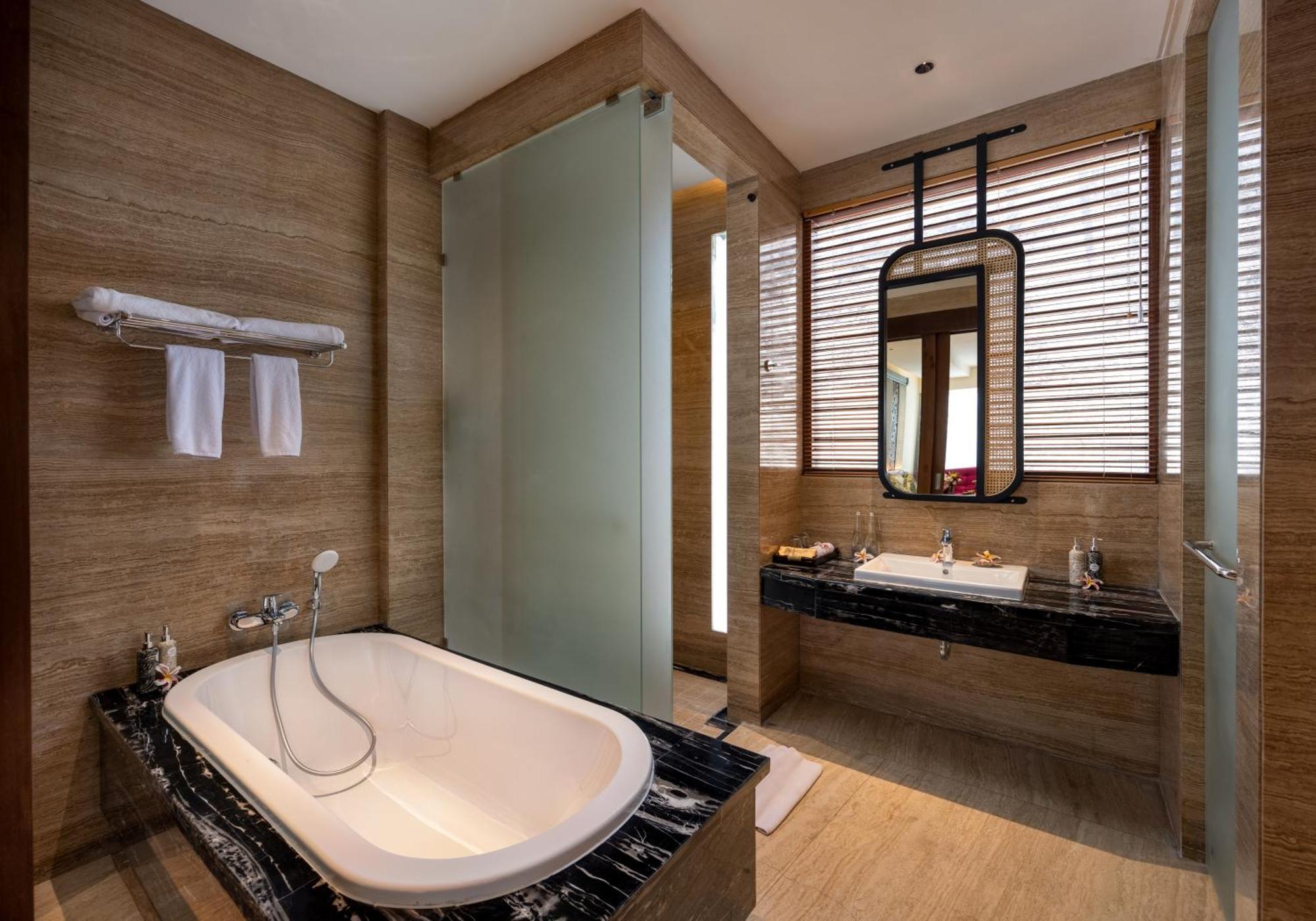 Mokko Suites Batubelig Canggu Esterno foto